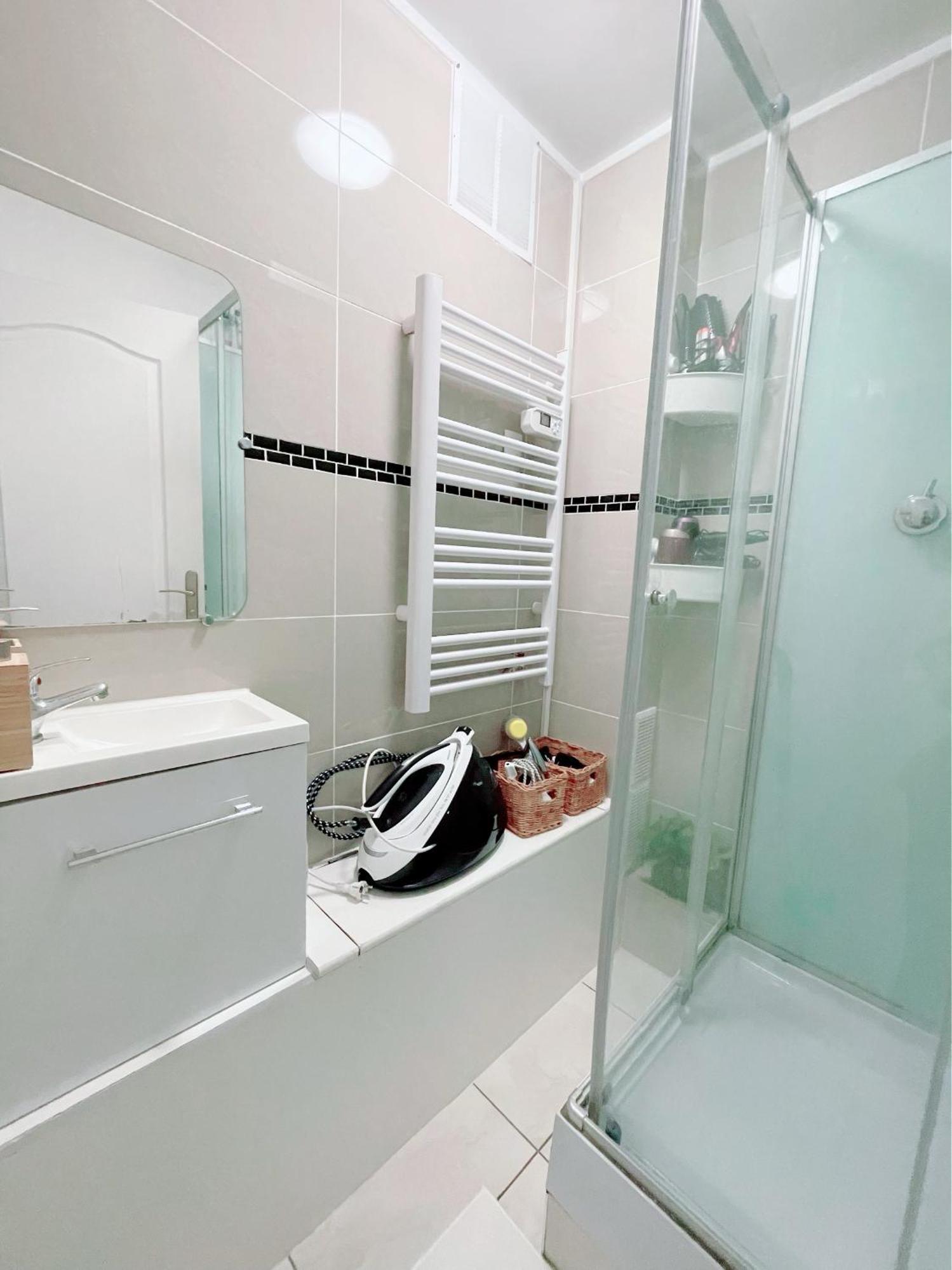 Appartement Proche Stade De France Et Metro 12 Saint-Denis  Ngoại thất bức ảnh
